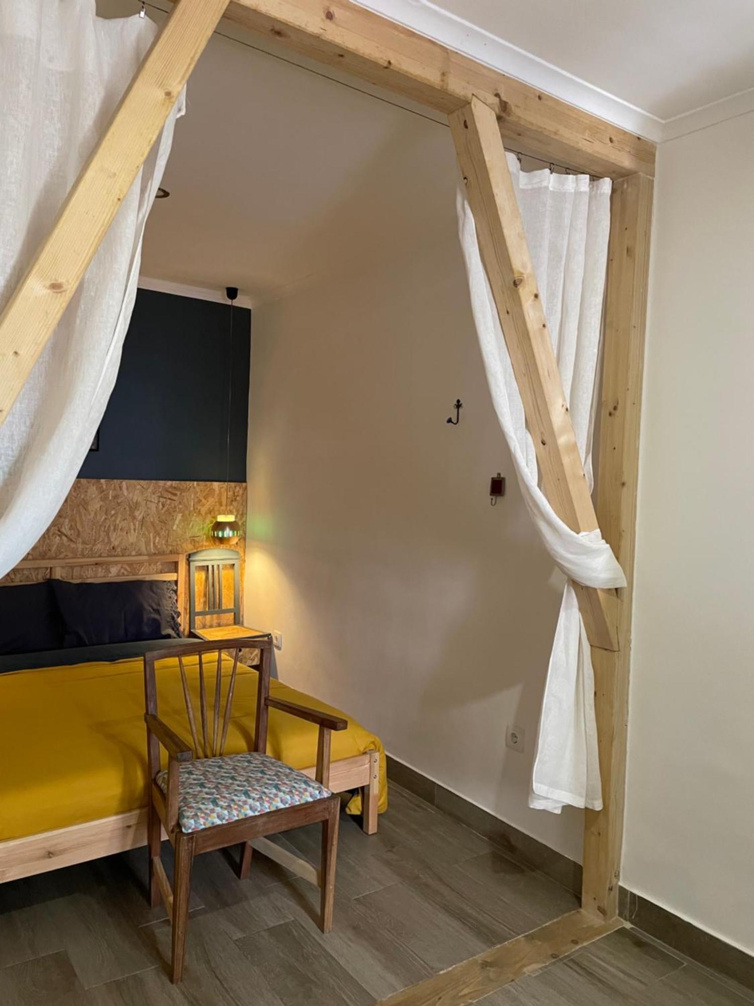 Casa Dos Poetas Hostel Калдас да Райна Екстериор снимка